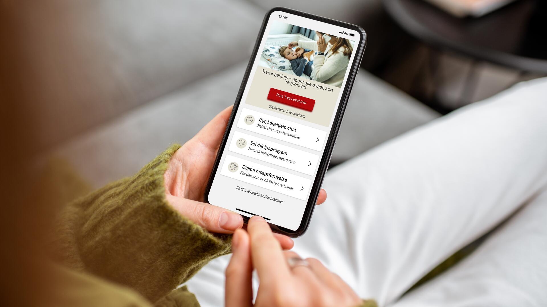 Illustrasjon av Tryg Legehjelp på mobil