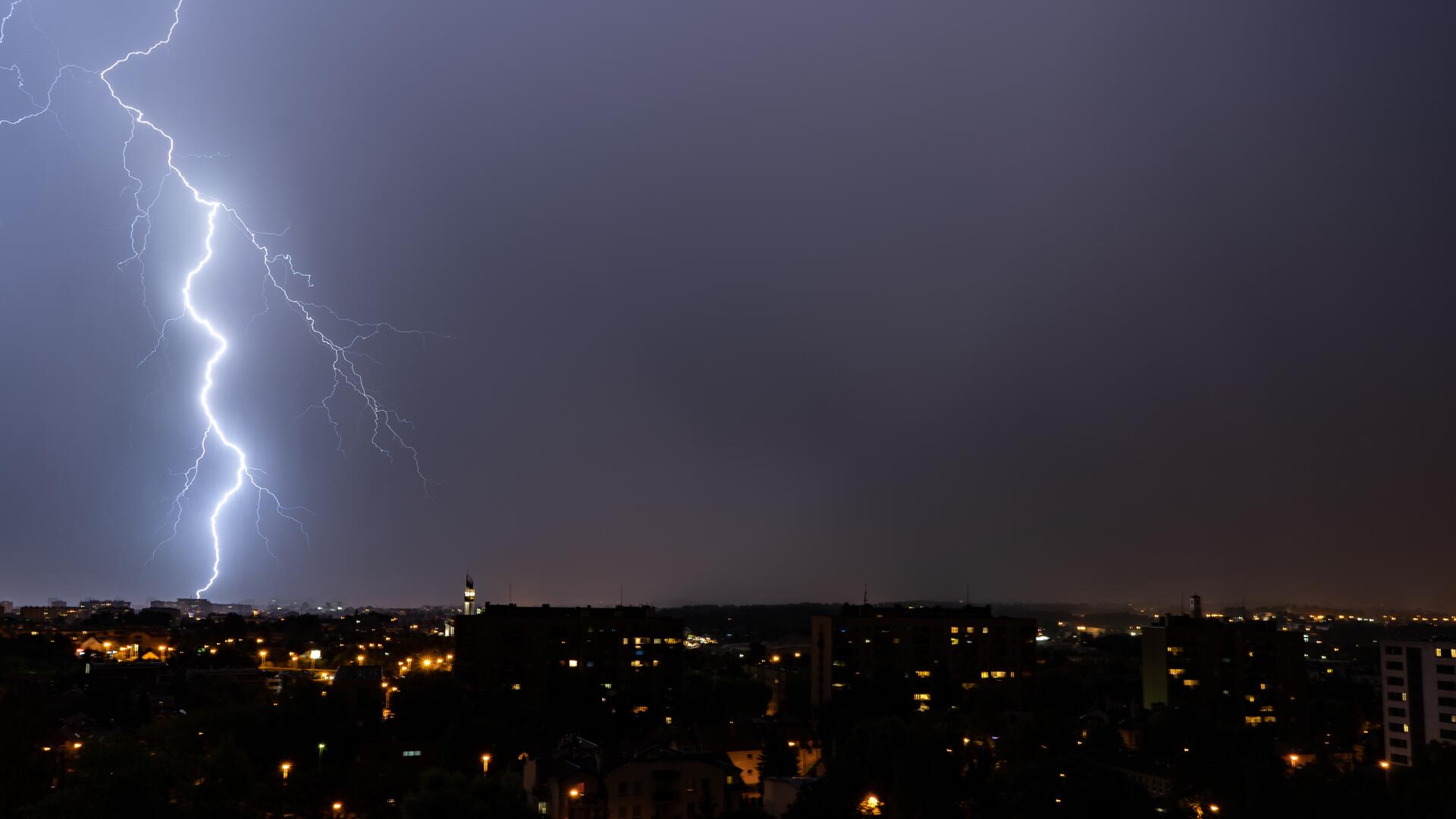 Lyn på himmelen