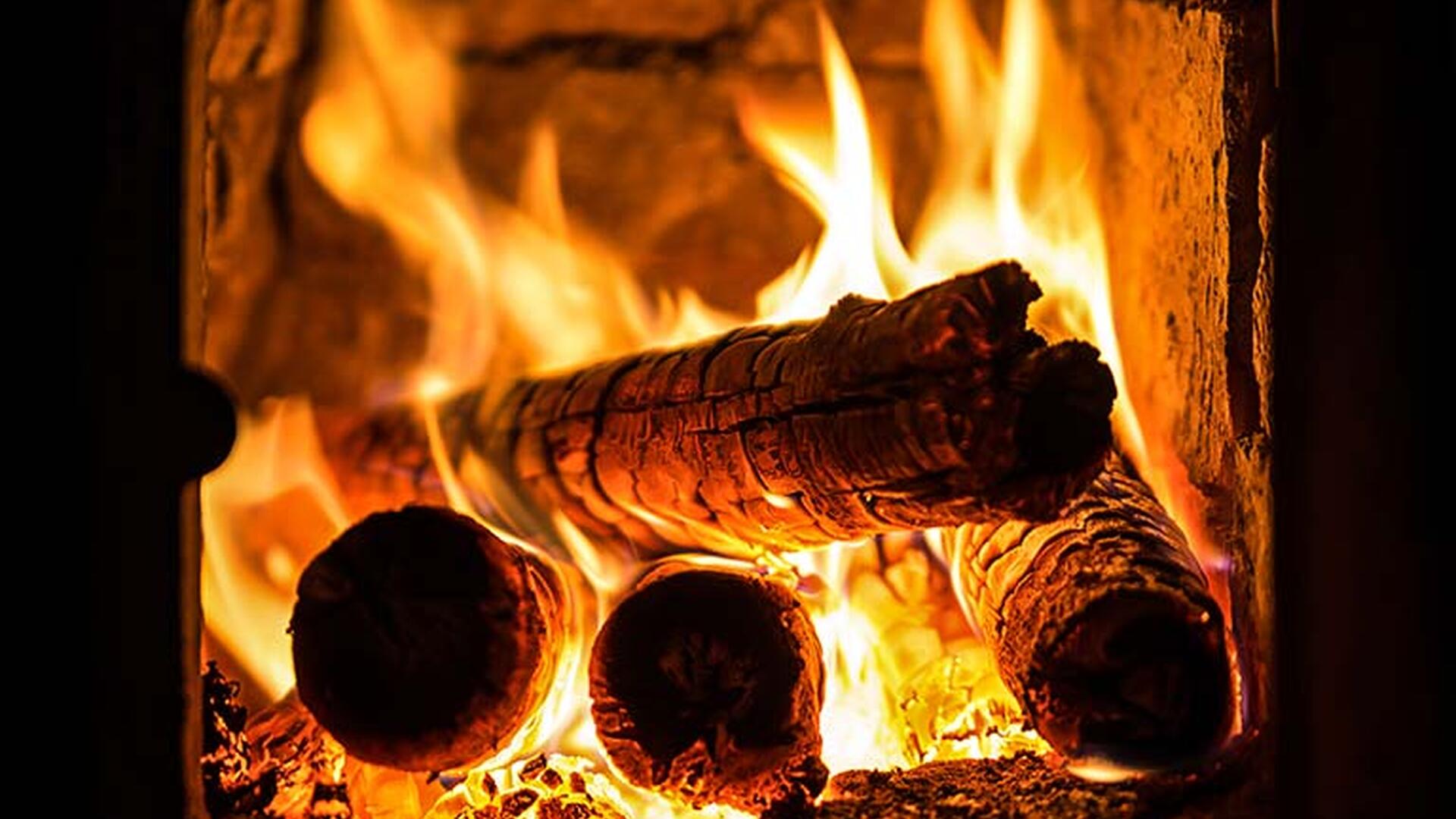 Peis i flammer